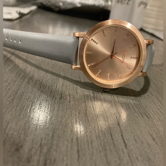 Woman’s watch - Picture 3 of 3